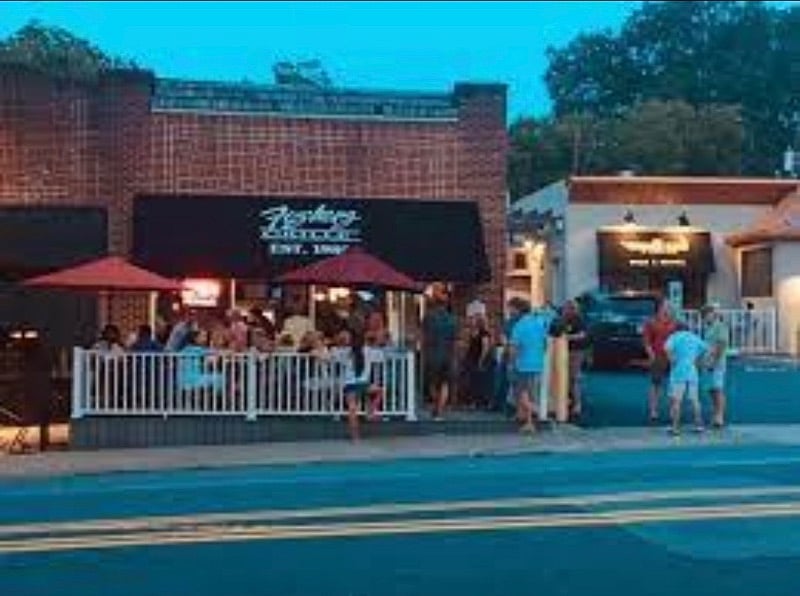 Fishers Grille and Corner slice next door