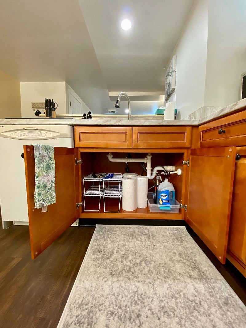 Furnished Finder property 399631_1 photo 13