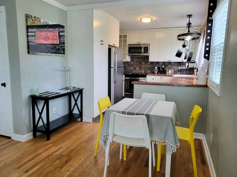 Furnished Finder property 399640_2 photo 8