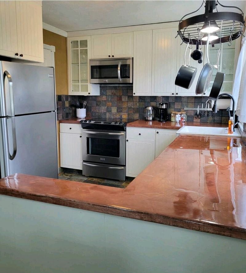 Furnished Finder property 399640_2 photo 18