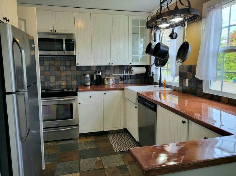 Furnished Finder property 399640_2 photo 19