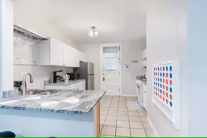Furnished Finder property 399739_2 photo 4