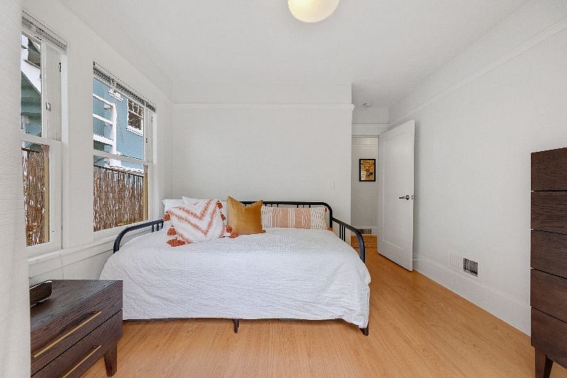 Furnished Finder property 399783_2 photo 14