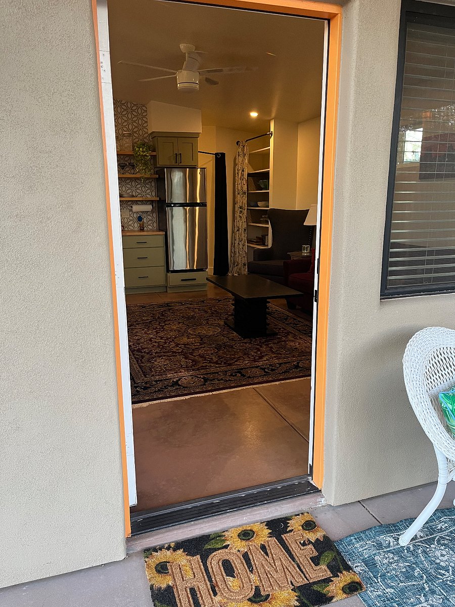 Furnished Finder property 399801_2 photo 17