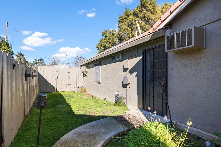 Furnished Finder property 399816_1 photo 22