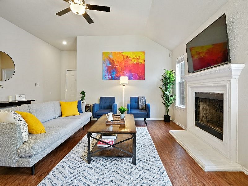 Furnished Finder property 399824_1 photo 8