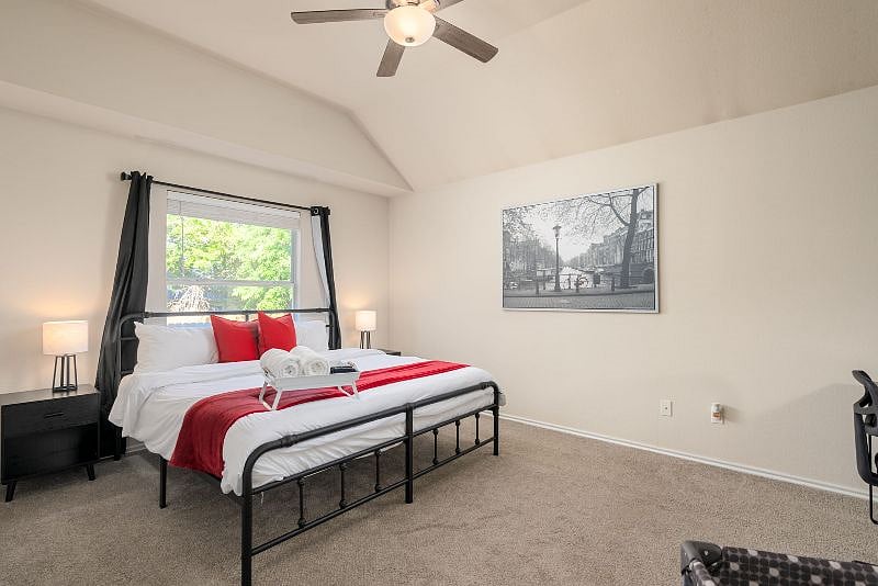 Furnished Finder property 399824_1 photo 3