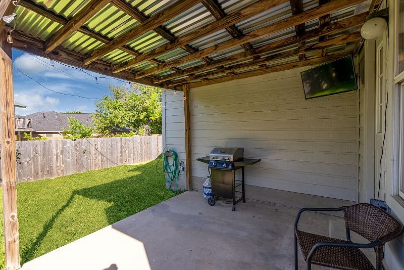 Furnished Finder property 399824_1 photo 10