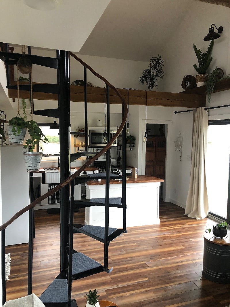 Furnished Finder property 399852_1 photo 7