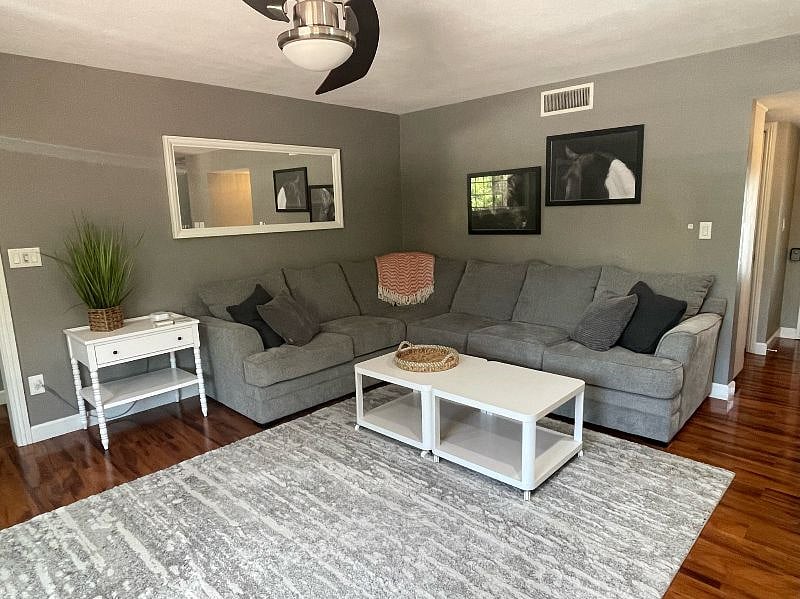 Furnished Finder property 399892_1 photo 12