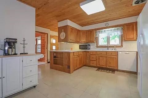 Furnished Finder property 399906_1 photo 9