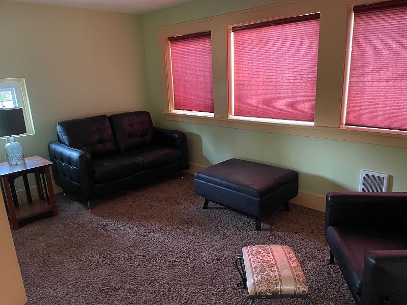 Furnished Finder property 399950_3 photo 5