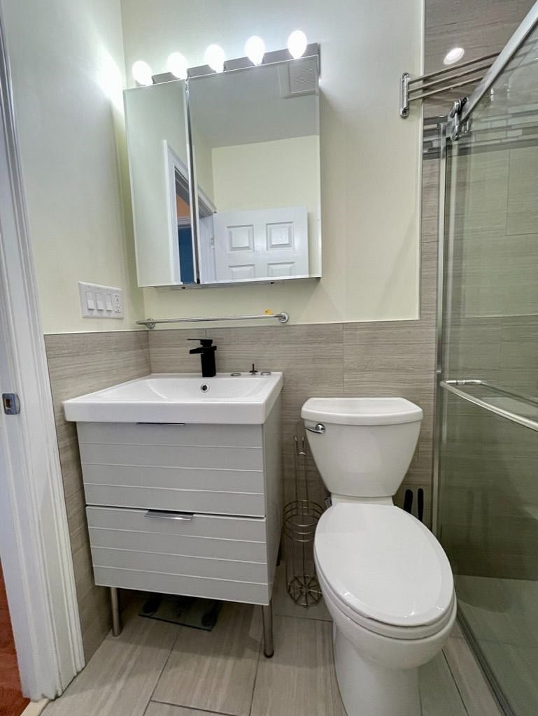 Furnished Finder property 399960_1 photo 45