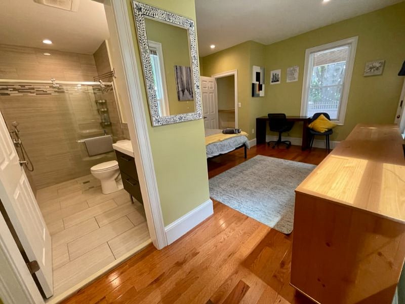 room with private bath