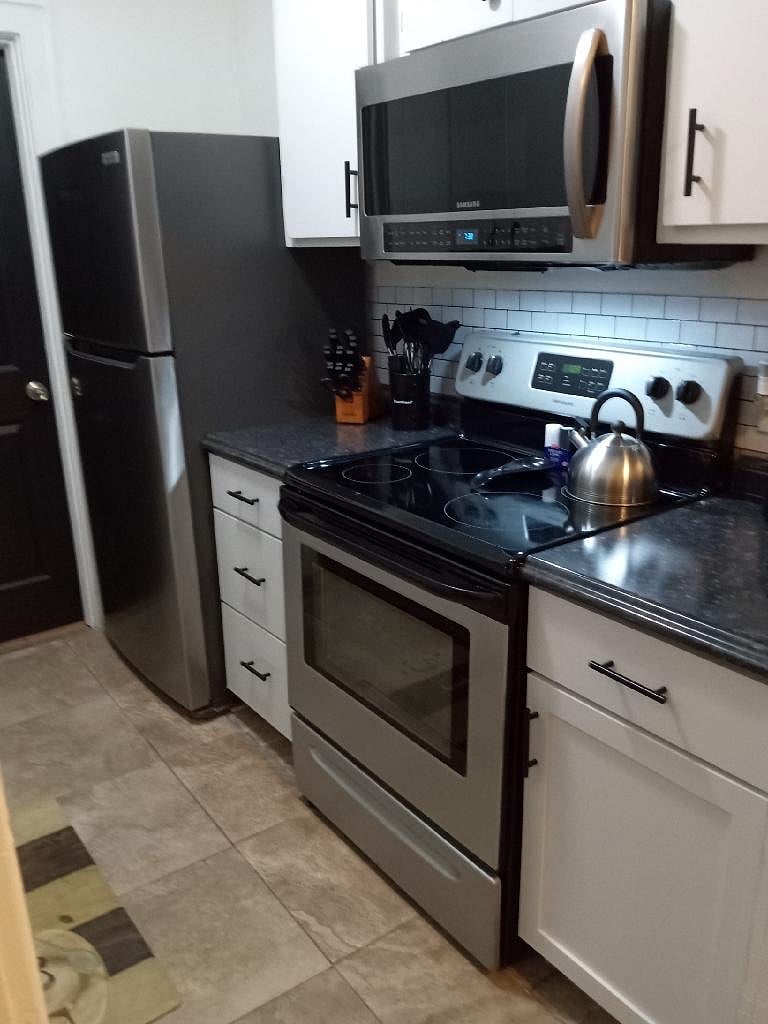Furnished Finder property 399964_1 photo 16