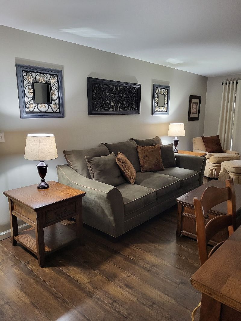 Furnished Finder property 399966_2 photo 3