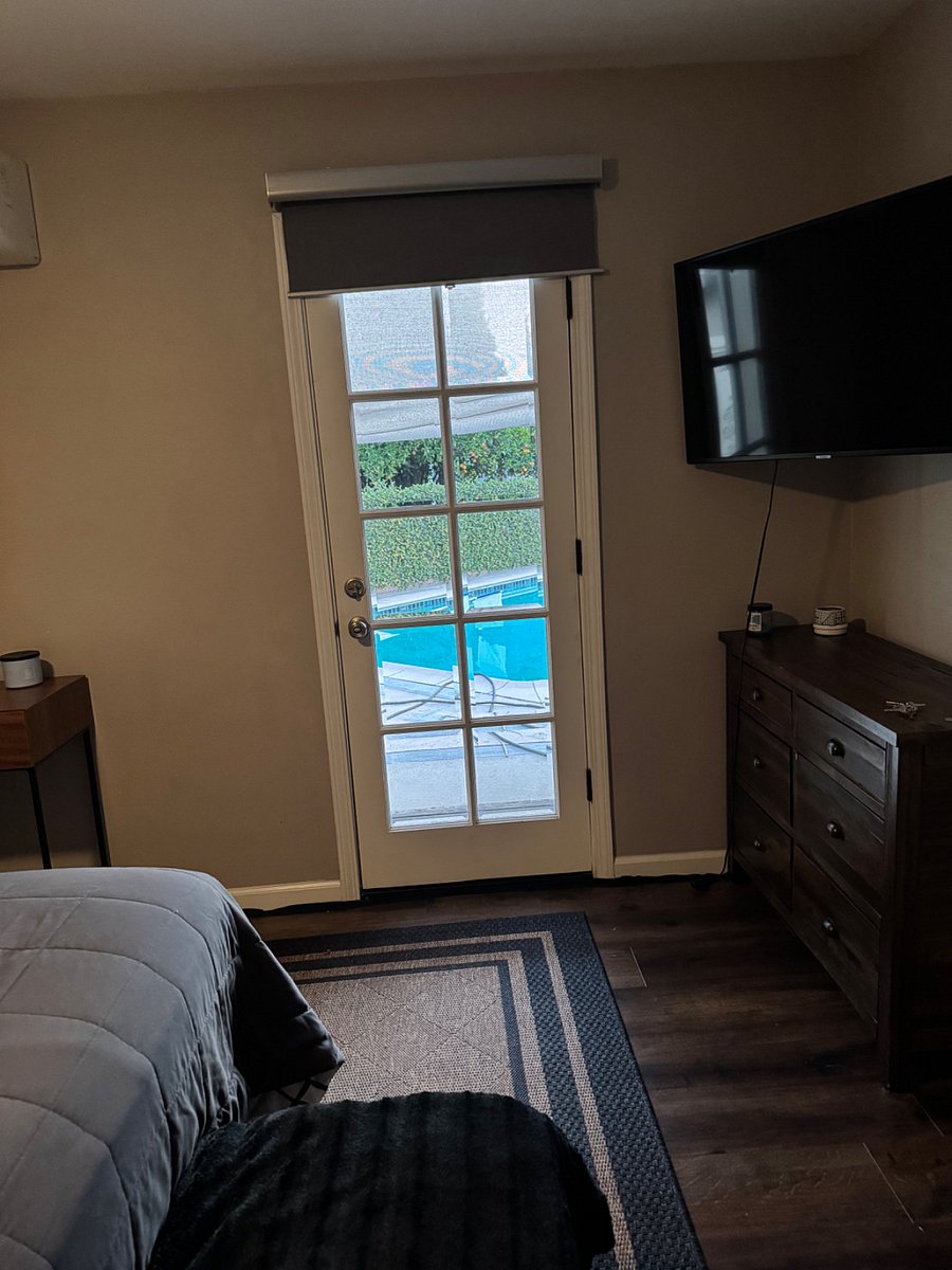 Furnished Finder property 399969_1 photo 3