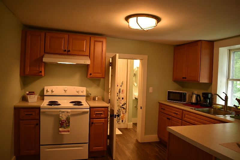 Furnished Finder property 399988_1 photo 8