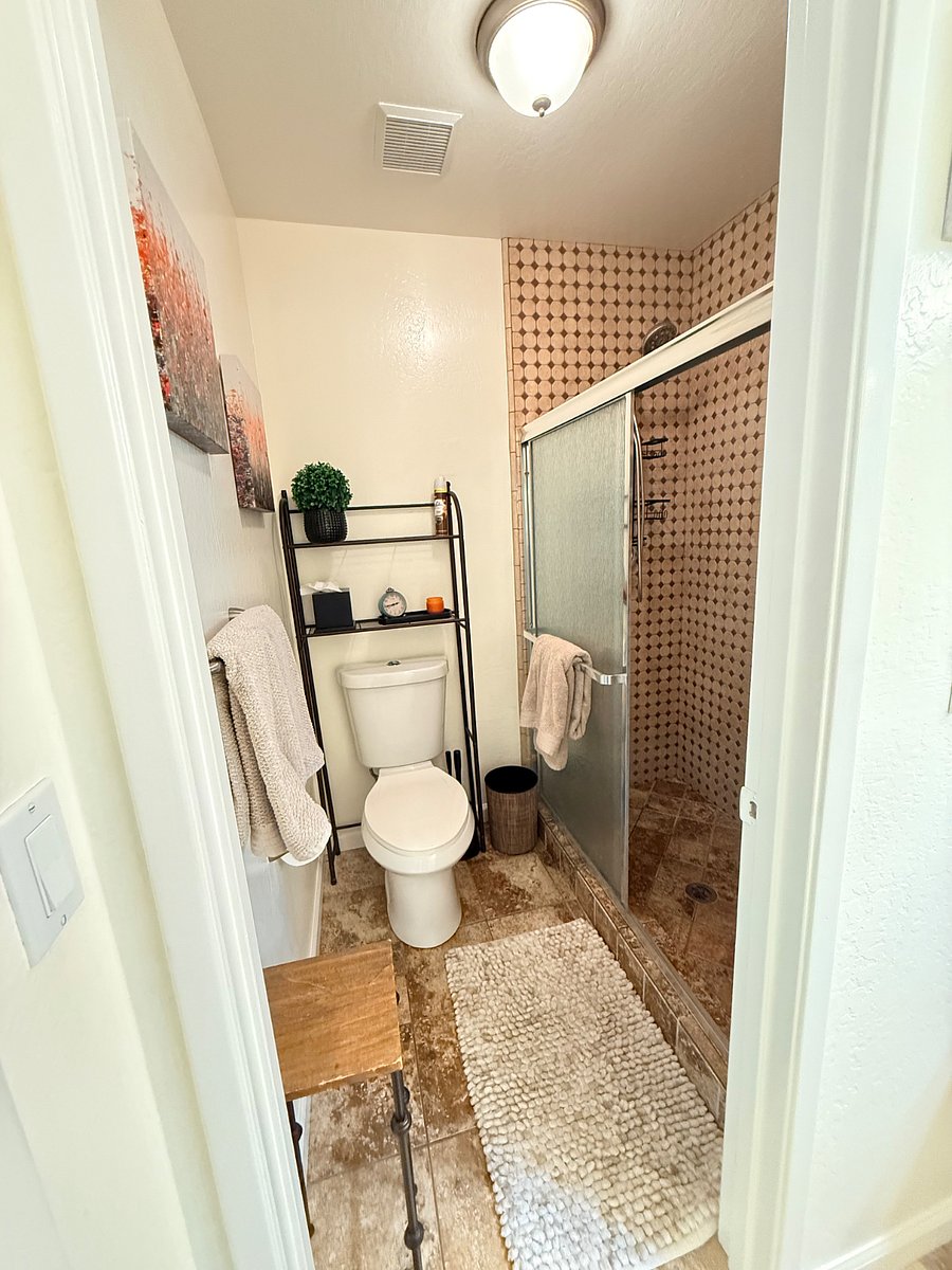 Furnished Finder property 399990_1 photo 12