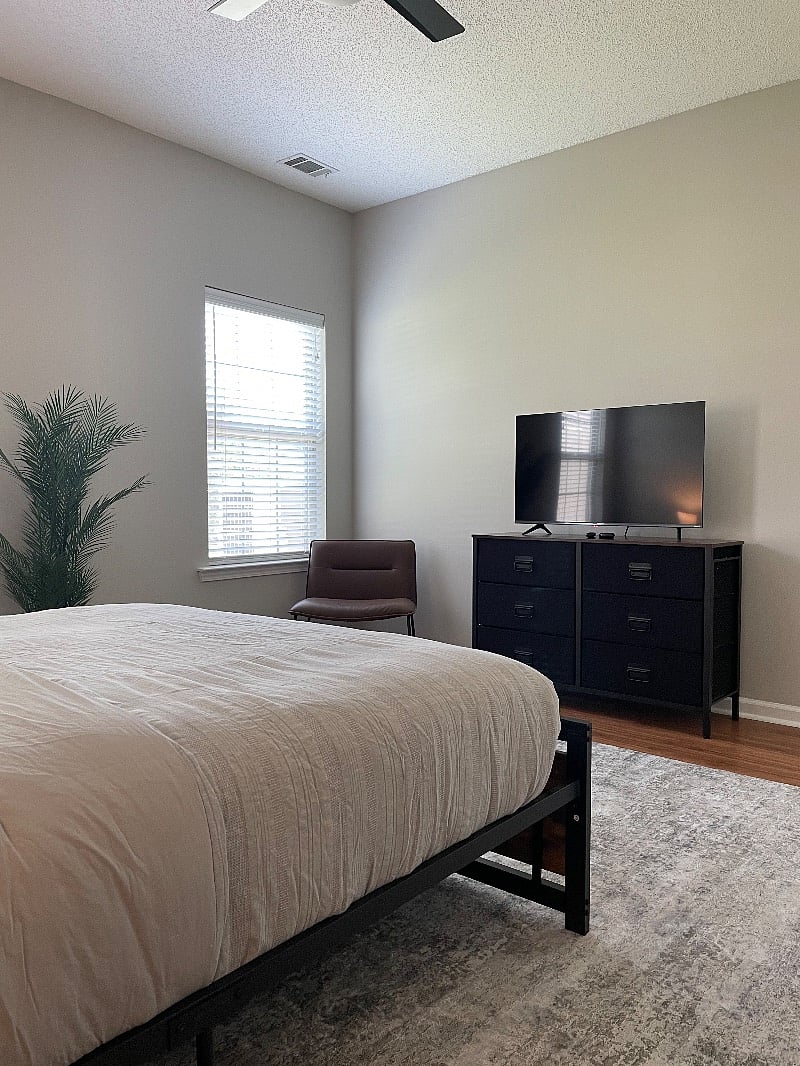 Furnished Finder property 400006_1 photo 10