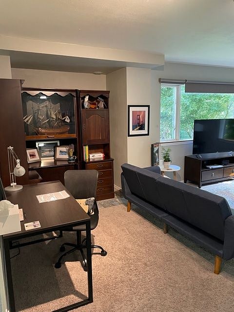 Furnished Finder property 400014_1 photo 8