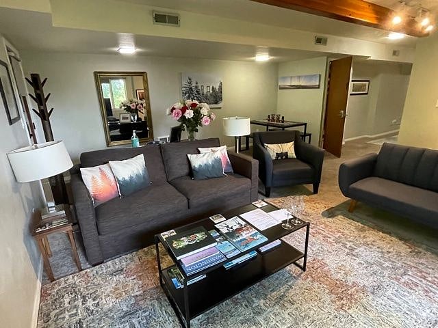 Furnished Finder property 400014_1 photo 12