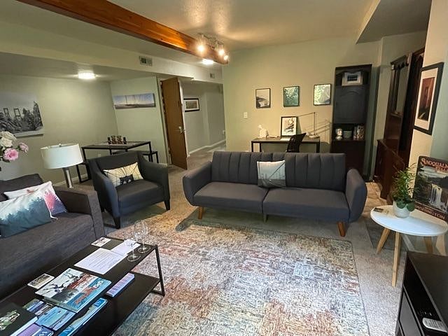 Furnished Finder property 400014_1 photo 13
