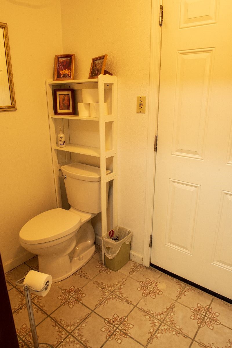 Furnished Finder property 400016_1 photo 7