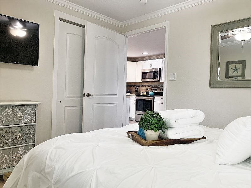 Furnished Finder property 400018_1 photo 19