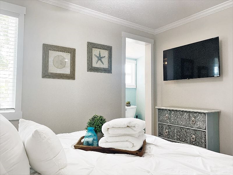 Furnished Finder property 400018_1 photo 20