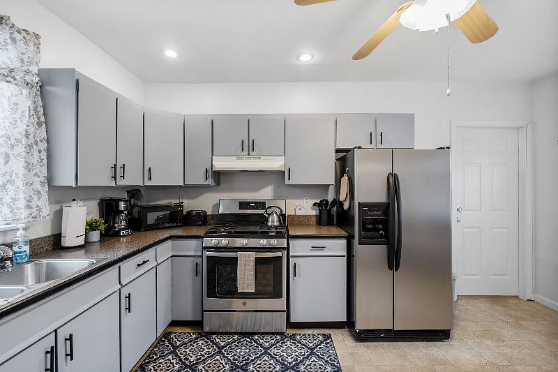 Furnished Finder property 400036_1 photo 10