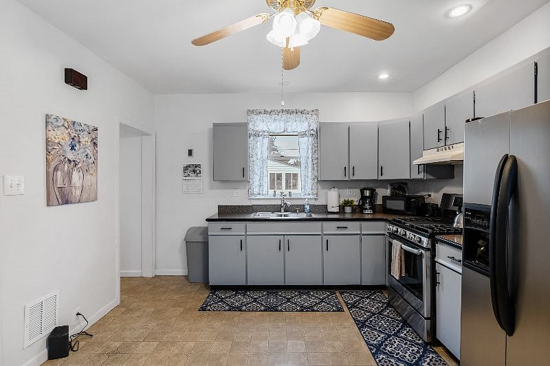 Furnished Finder property 400036_1 photo 14