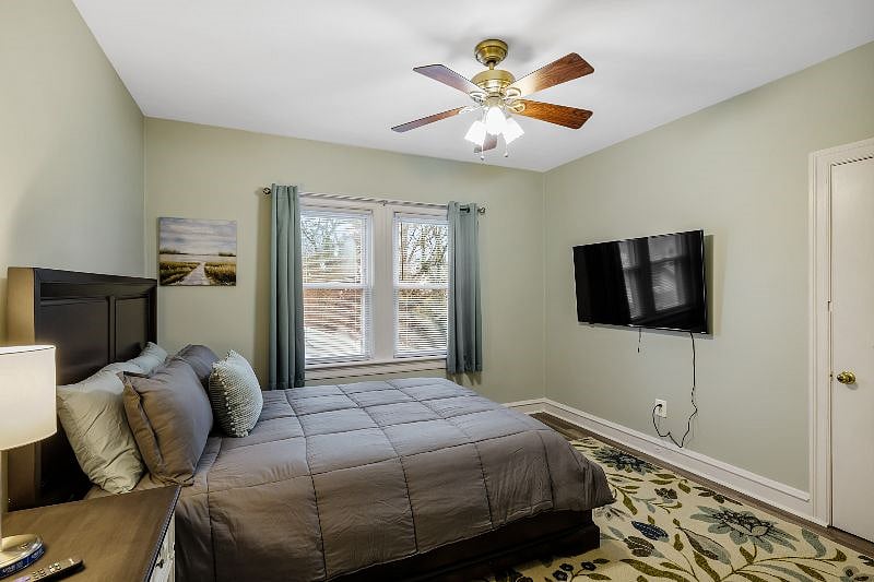 Furnished Finder property 400036_1 photo 29