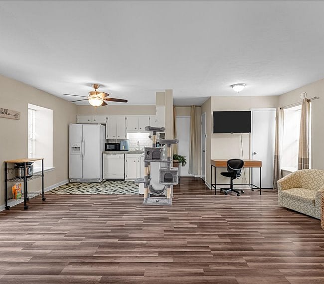 Furnished Finder property 400060_1 photo 6