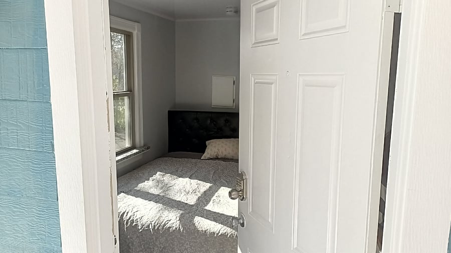 Furnished Finder property 400062_1 photo 7