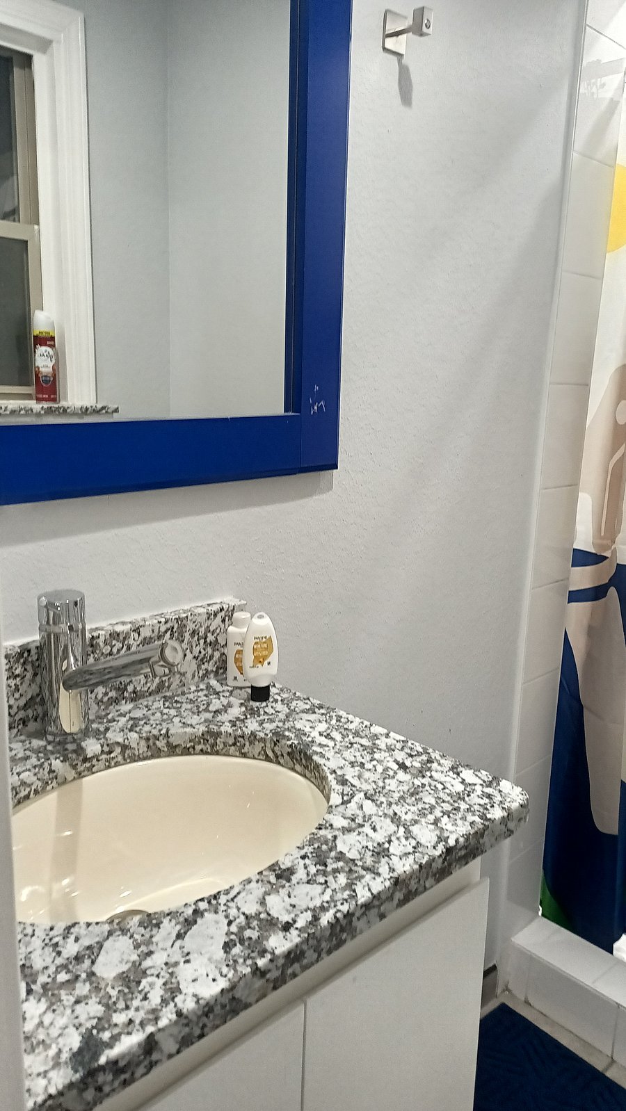 Furnished Finder property 400062_1 photo 12