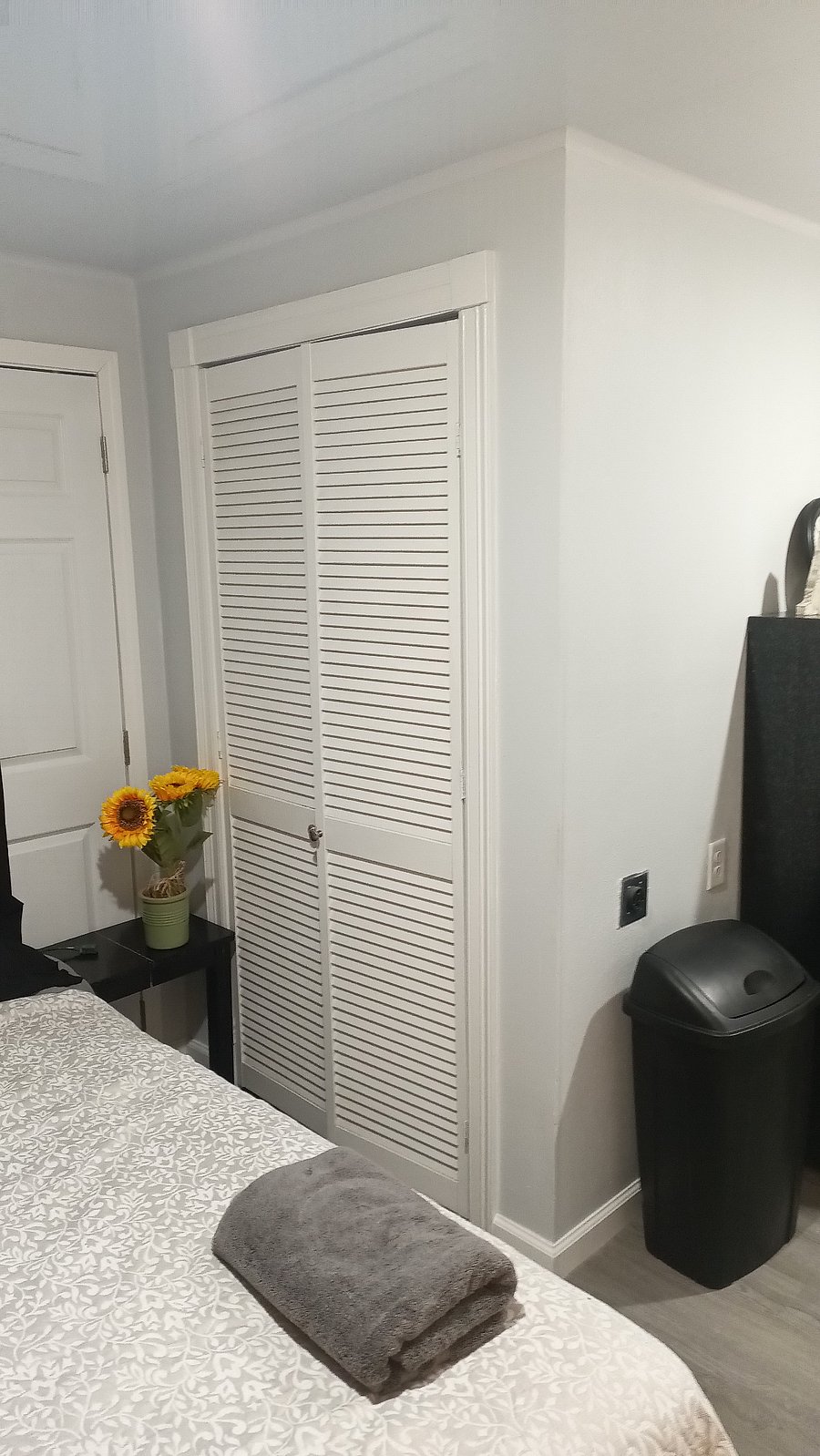 Furnished Finder property 400062_1 photo 8