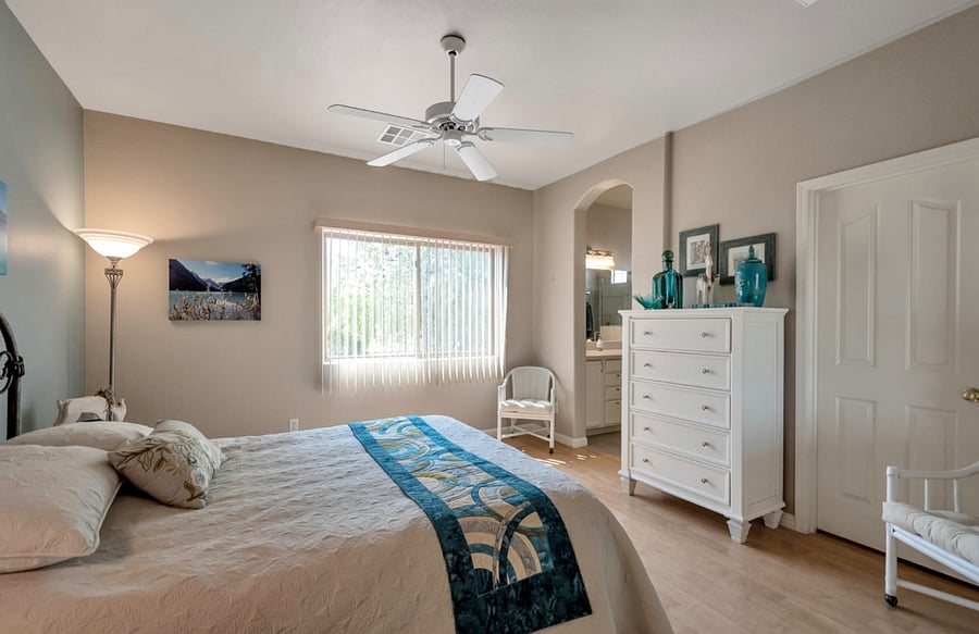 Furnished Finder property 400080_1 photo 16