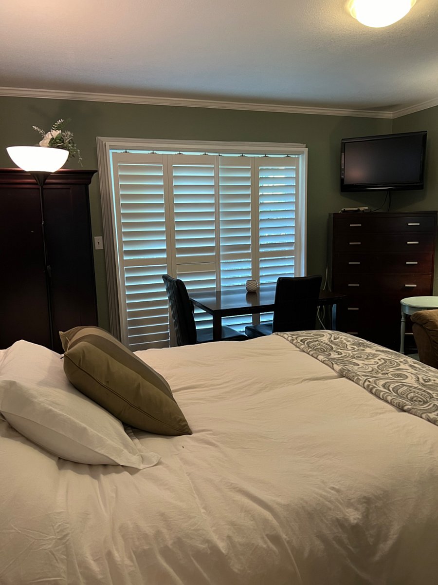 Furnished Finder property 400118_1 photo 6