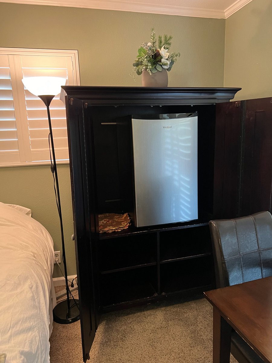 Furnished Finder property 400118_1 photo 16