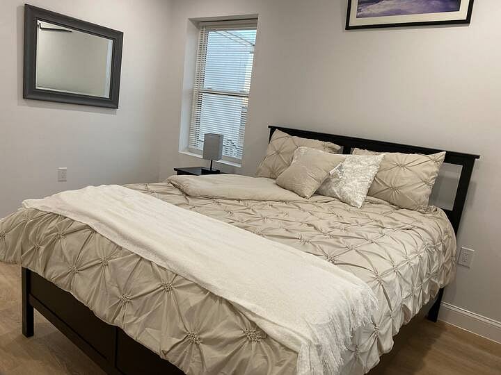 Furnished Finder property 400124_1 photo 12