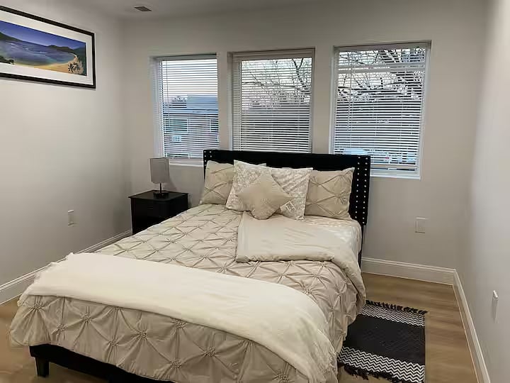 Furnished Finder property 400124_1 photo 16