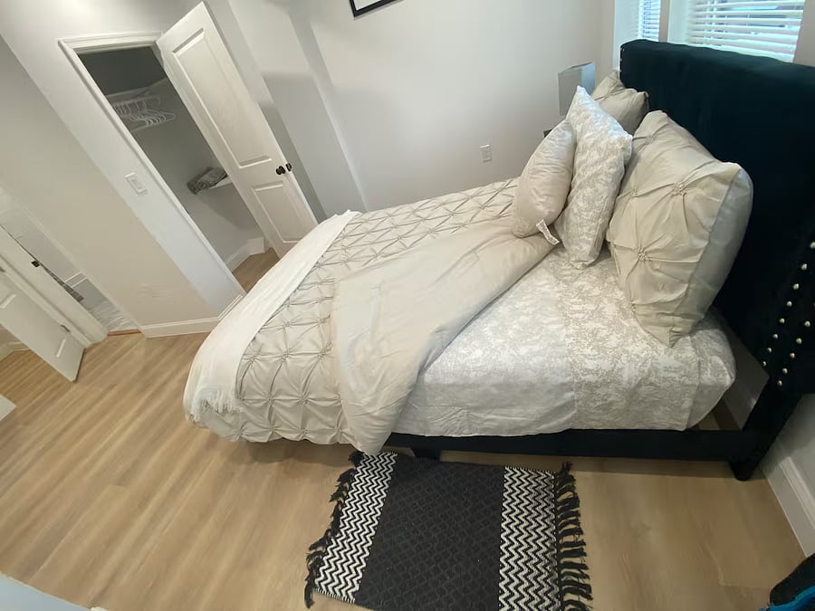 Furnished Finder property 400124_1 photo 19