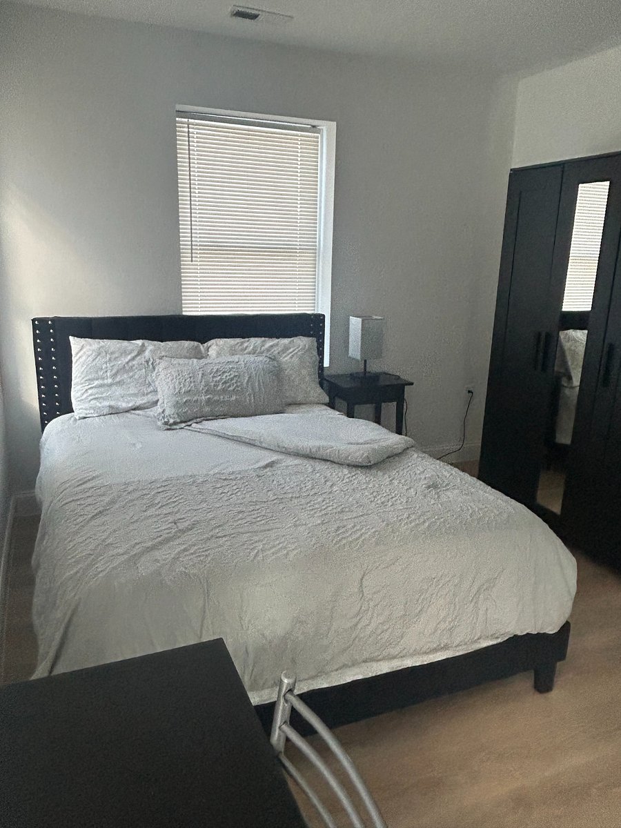 Furnished Finder property 400124_1 photo 36