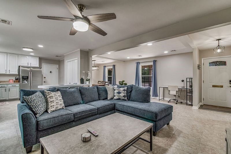 Furnished Finder property 400130_1 photo 9