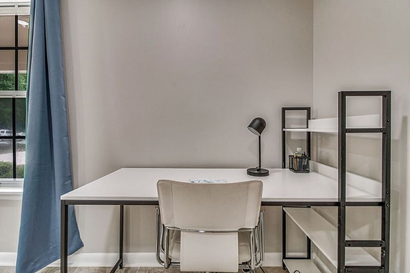 Furnished Finder property 400130_1 photo 6