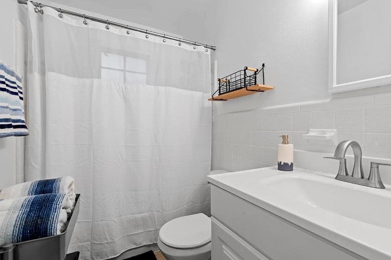 Furnished Finder property 400172_1 photo 6