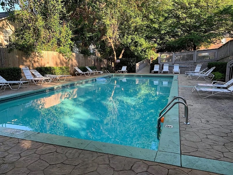 Furnished Finder property 400172_1 photo 12