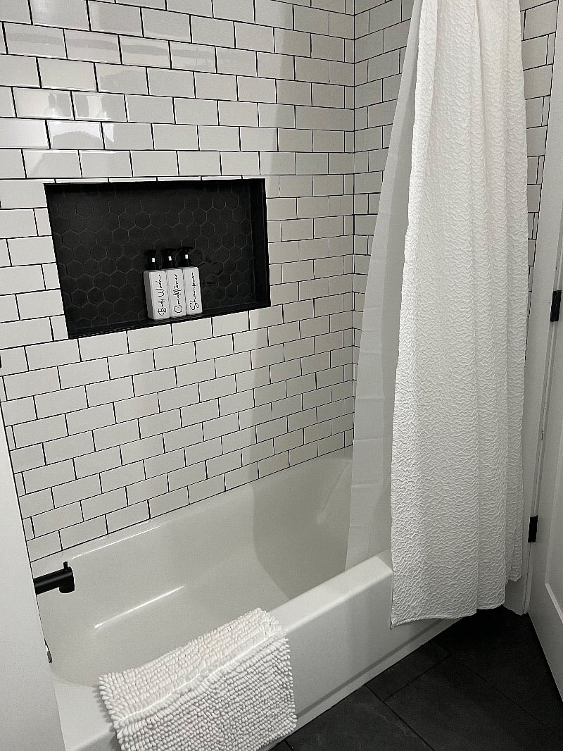 Furnished Finder property 400209_1 photo 7