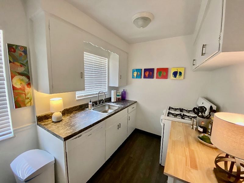Furnished Finder property 400238_1 photo 11
